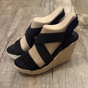 4/$30 Madden Girl Black and Tan Wedge Sandals size 6.5